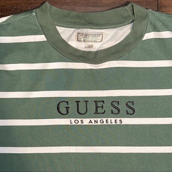 Vintage Guess T-Shirt  - Picture 2 of 4